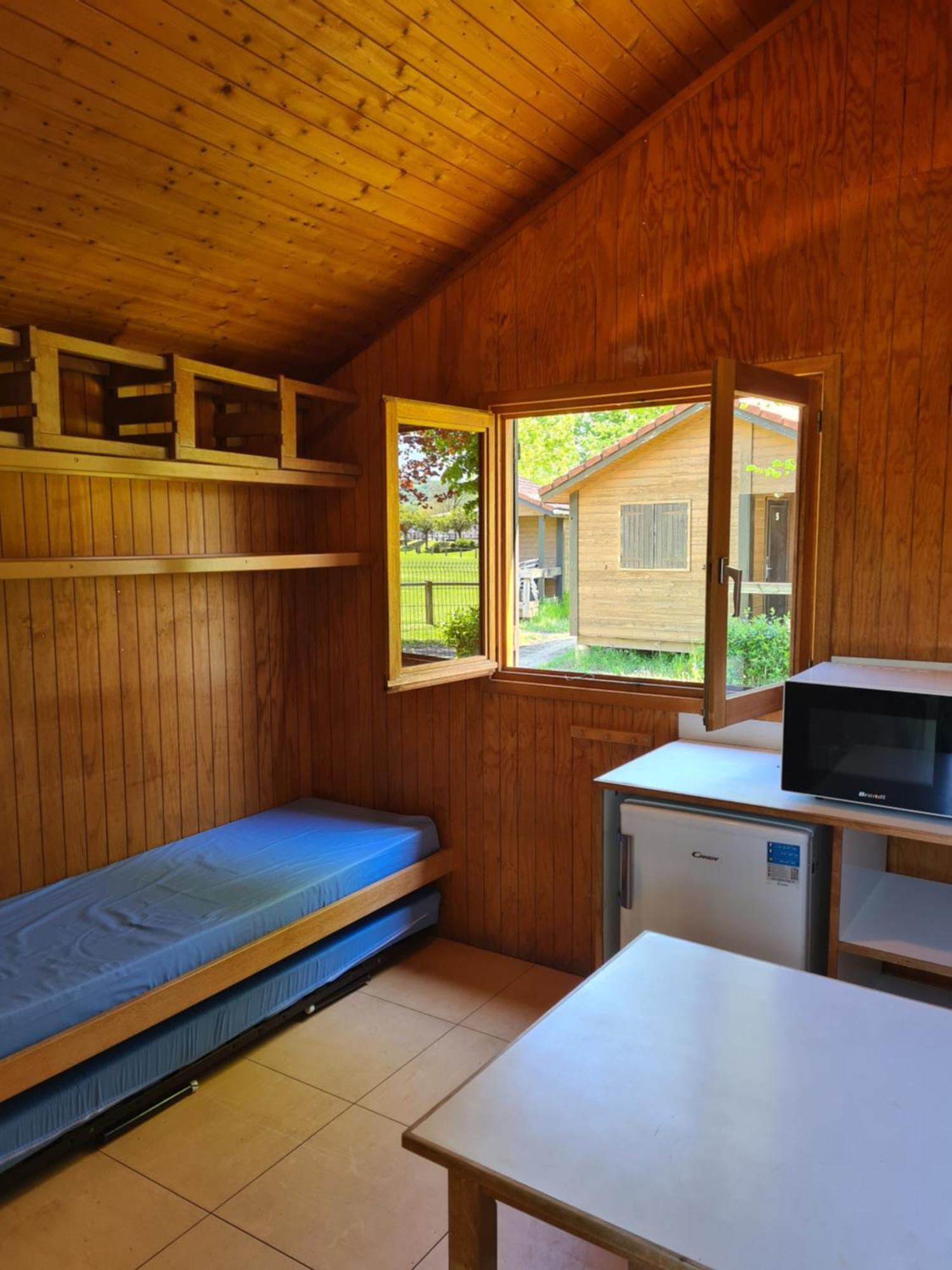 Les Chalets Guinguette Capdenac-Gare Exteriör bild